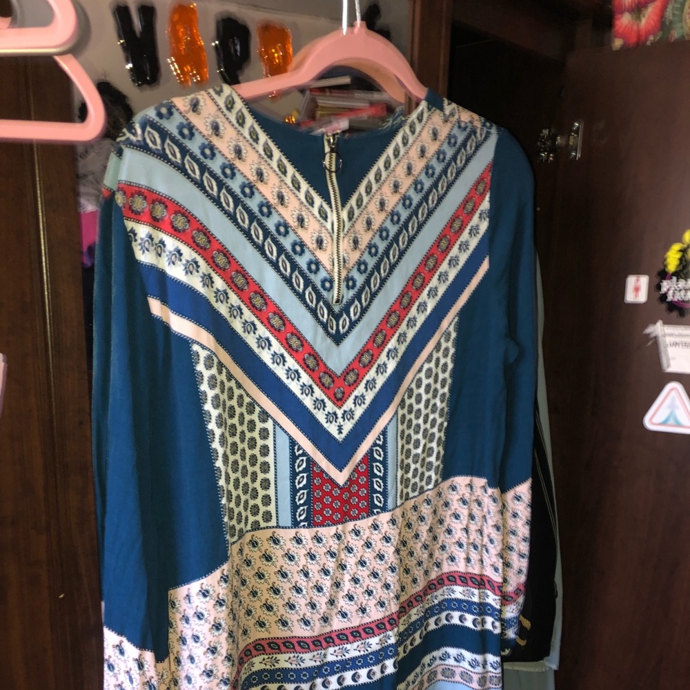 Express modish dress